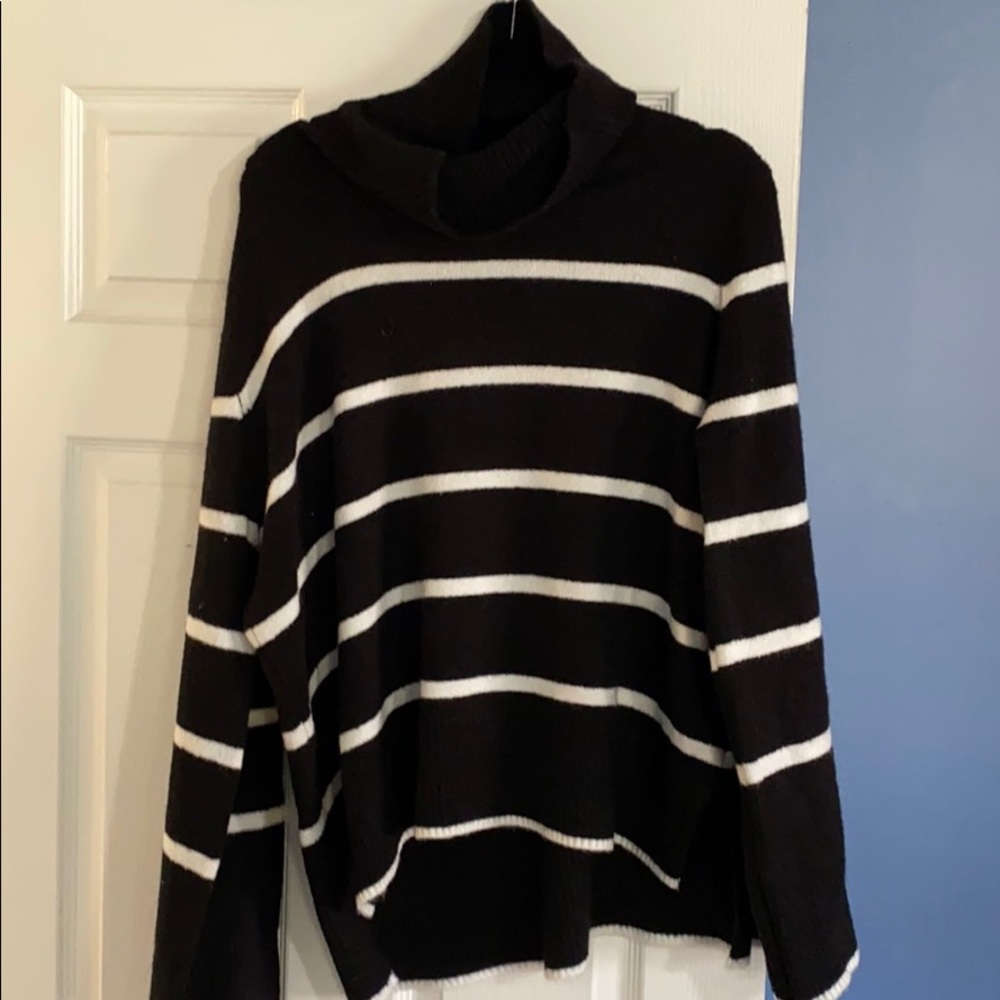NWT Alter’d State sweater